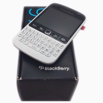 Picture of BlackBerry 9720 Samoa